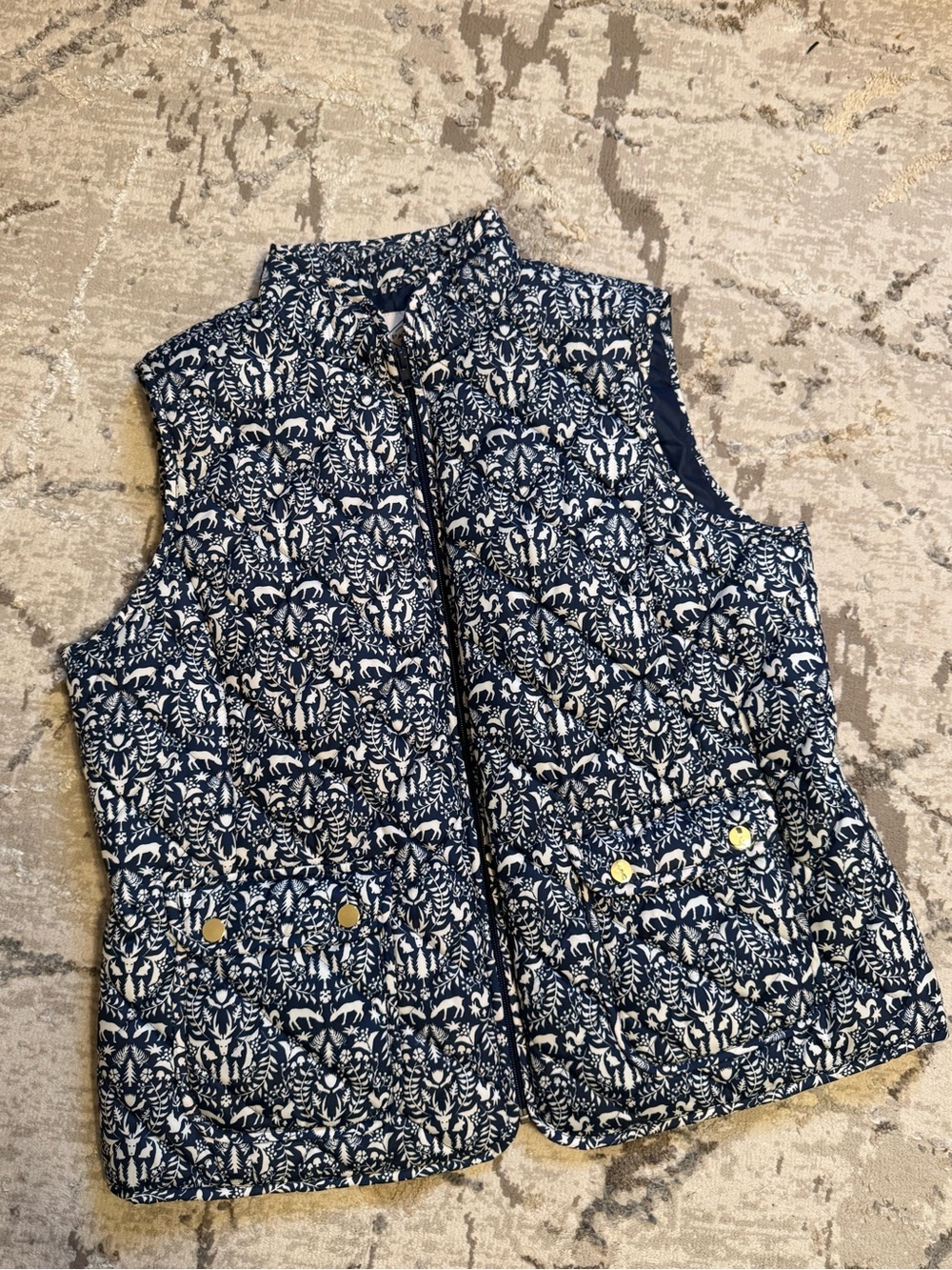 St. John’s Bay Quilted Vest w/ deer and forest pattern. 1X